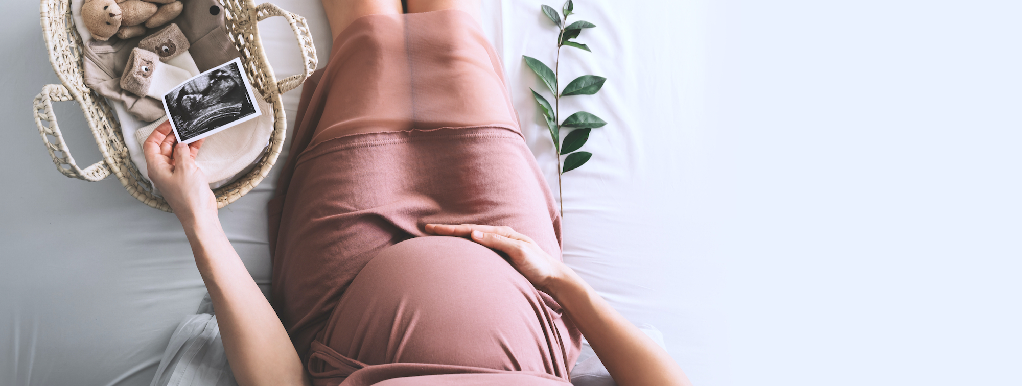 woman viewing ultrasound
